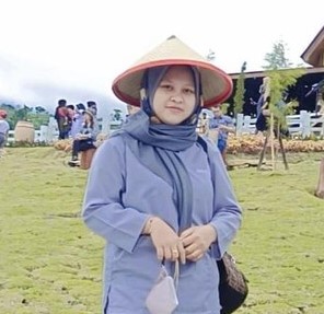 Asa dan Perjuangan Bidan Devi, Dampingi Ibu Melahirkan di Tengah Perairan