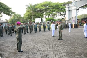 Tradisi Peluit bagi Pati TNl AL, Sambut Kedatangan Wadan Puspenerbal Pasca Kenaikan Pangkat