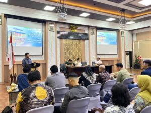 UHT Dorong Sinergi Ekonomi Kreatif Surabaya Lewat Forum Group Discussion