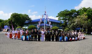 Universitas Hang Tuah Gelar Wisuda 2025, Kasal Apresiasi Keunggulan Kampus Laut Biru