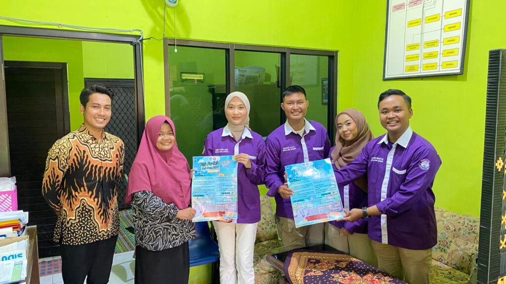 Psikoedukasi Psikologi Pendidikan oleh Fakultas Psikolo UHT Sukses Digelar di SMAN 1 Driyorejo, Siswa Antusias Ikuti Pembelajaran Karakter